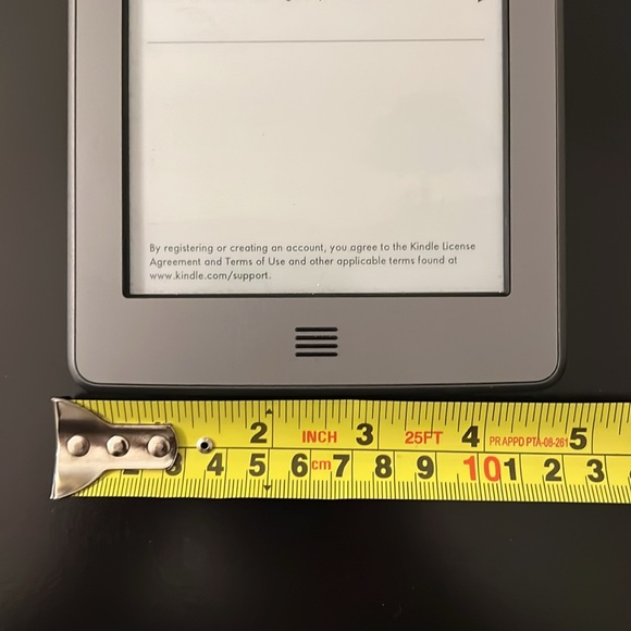 Amazon Kindle Touch - Picture 10 of 11
